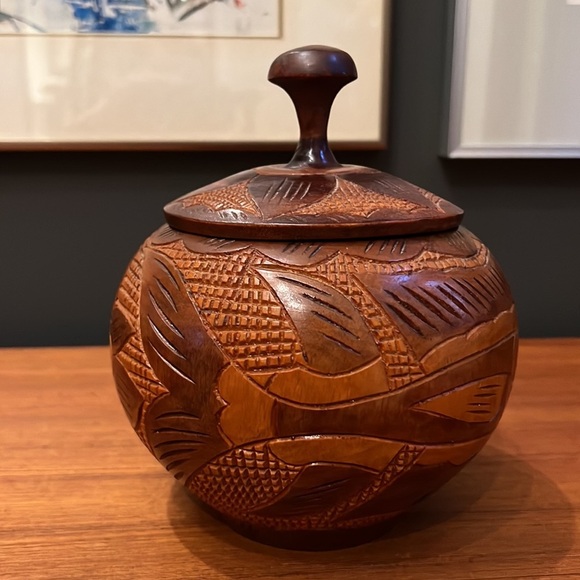 Handmade handcrafted hand carved wood jewellery box unknown origin - Picture 5 of 6